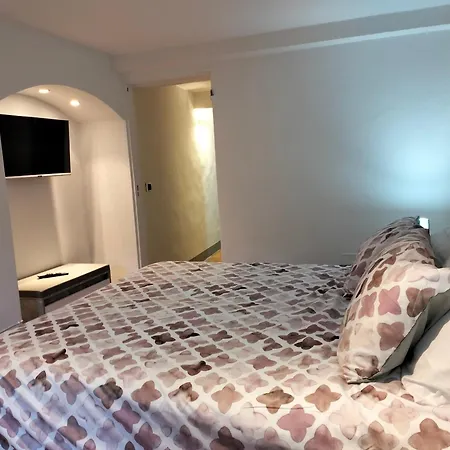 Palazzo Reali 3*
