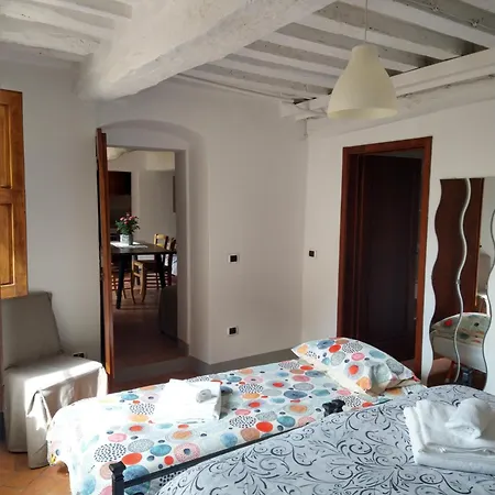 Palazzo Reali - O Nella Storia Di Guest house Pistoia